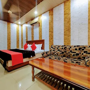 Grand Hotel